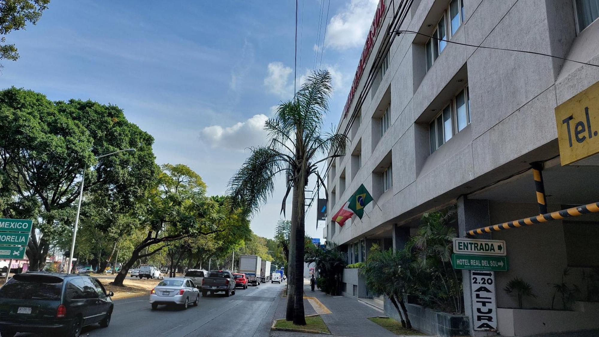 Hotel Real Del Sol - Zona Expo Industrial Γκουανταλαχάρα Εξωτερικό φωτογραφία