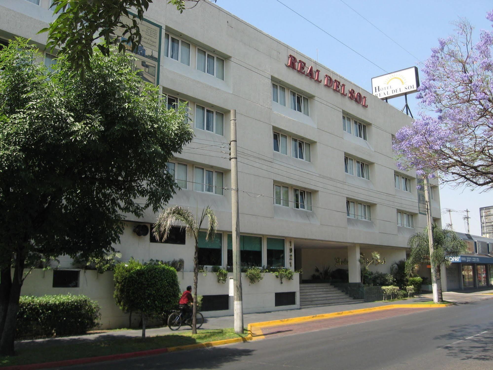 Hotel Real Del Sol - Zona Expo Industrial Γκουανταλαχάρα Εξωτερικό φωτογραφία